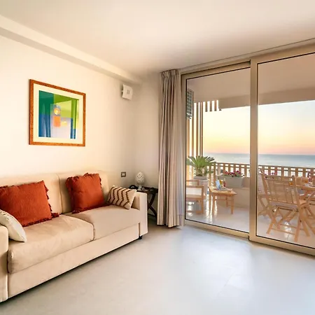 Poetica - Sea View